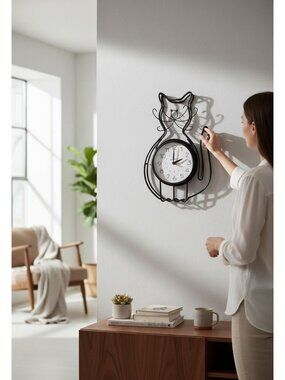 Vintage Black Metal Cat Wall Clock With White Face & Quartz Movement